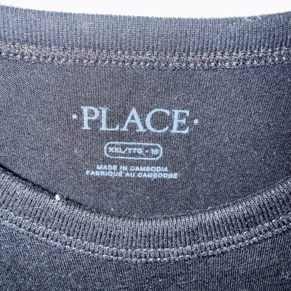 Place Black Tee with White 'Love My Mama' Text - Picture 2 of 2